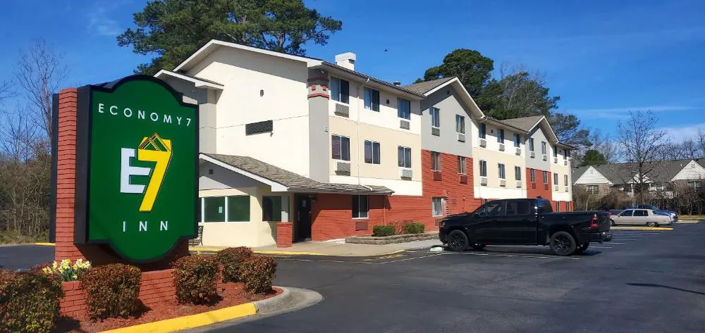 Economy 7 Inn - Chesapeake/Portsmouth hotel hero