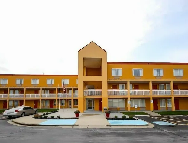 Copley Inn & Suites By OYO Akron OH hotel detail image 1