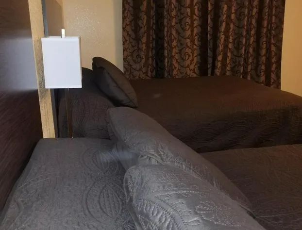 Frontier Lodge hotel detail image 3