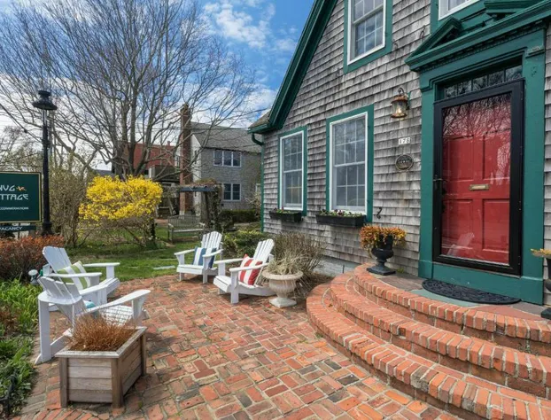 Snug Cottage hotel detail image 2