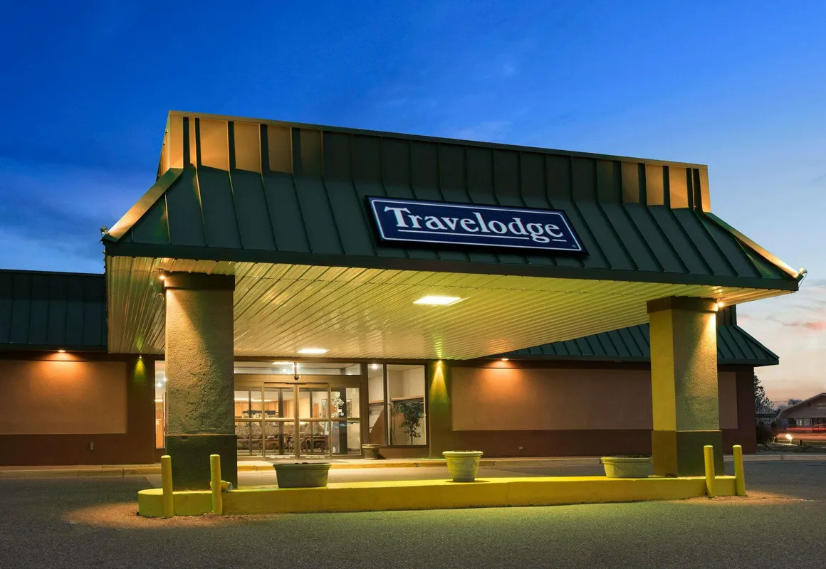 Travelodge by Wyndham Sturgis hotel hero