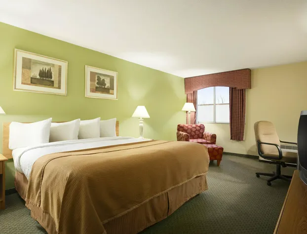 Travelodge by Wyndham Sturgis hotel detail image 4