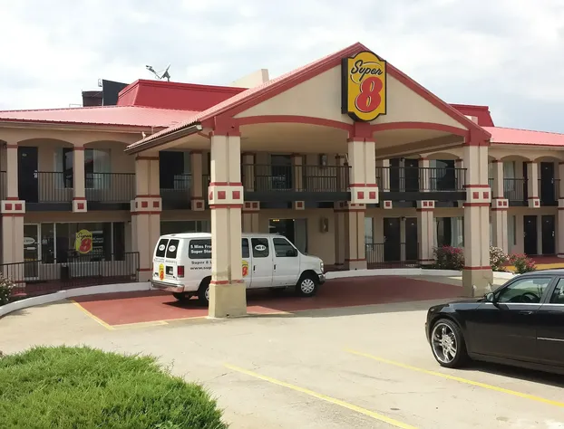 Super 8 by Wyndham Atlanta/Hartsfield Jackson Airport hotel detail image 3