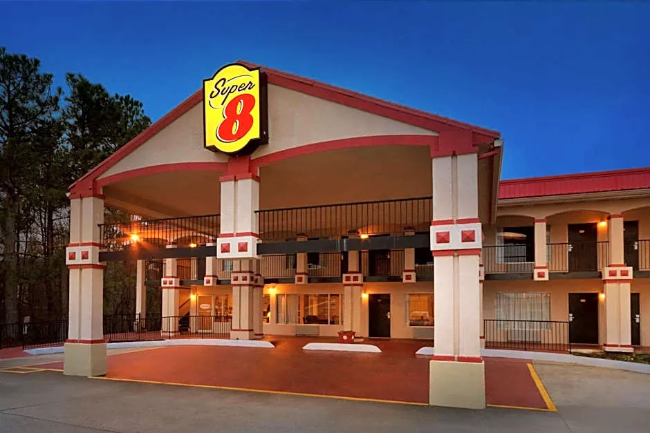 Super 8 by Wyndham Atlanta/Hartsfield Jackson Airport hotel hero
