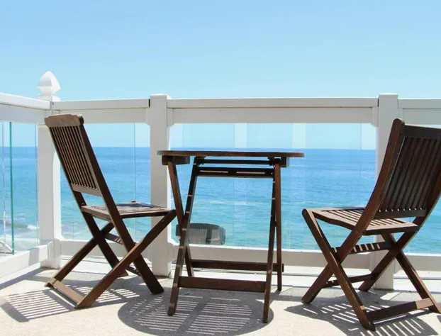Capri Laguna on the Beach hotel detail image 4