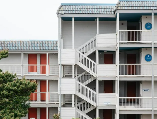 Surftides Lincoln City hotel detail image 2