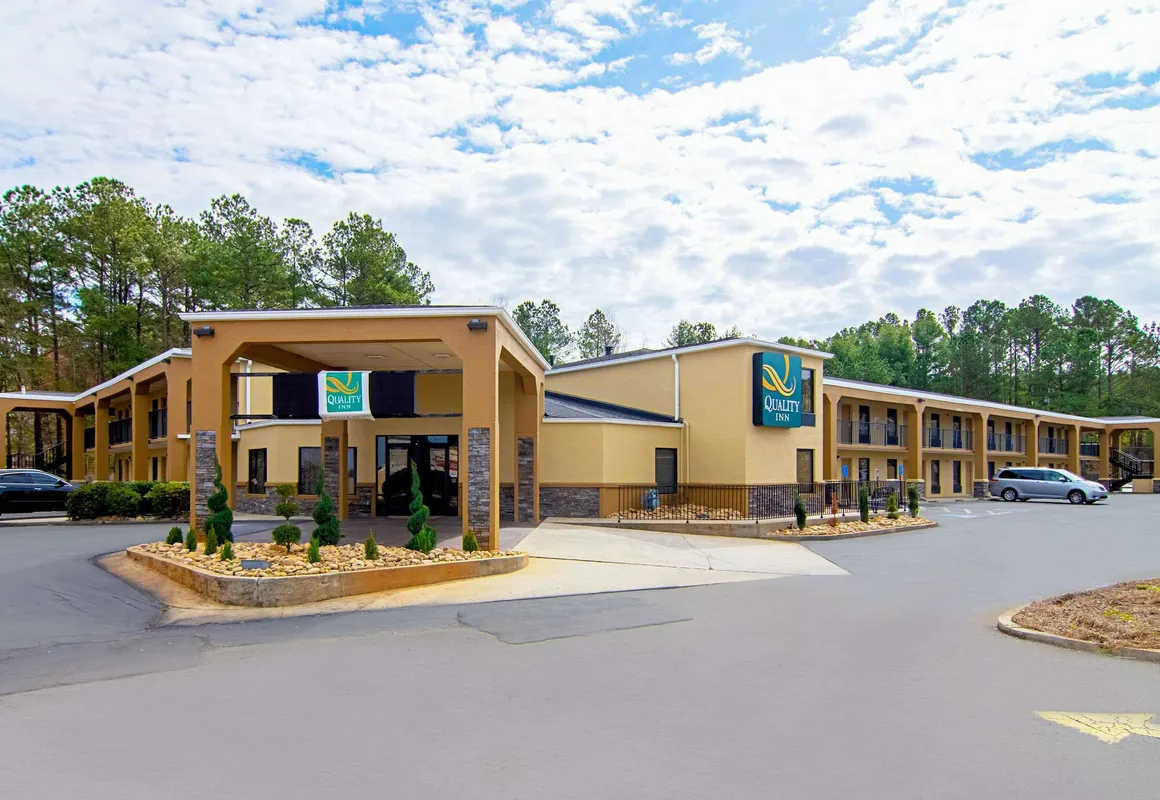 Quality Inn VIlla Rica hotel hero