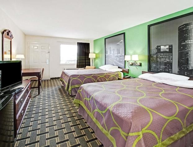 Super 8 by Wyndham Baytown / I-10 hotel detail image 4