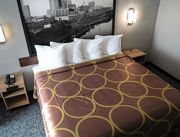 Super 8 by Wyndham Antioch/Nashville South East hotel detail image 4