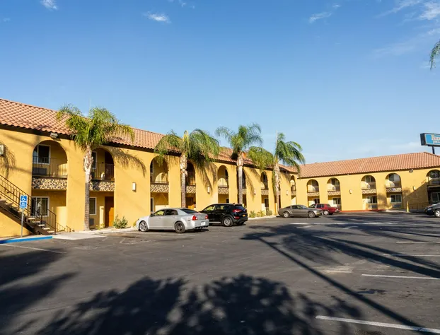 Rodeway Inn & Suites Colton - Riverside hotel detail image 2