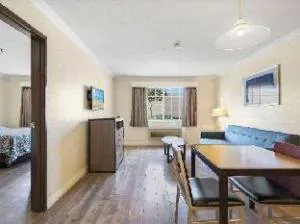 Hotel Fontana - CA hotel detail image 3