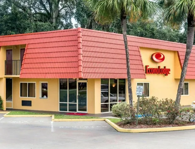 Econo Lodge Live Oak hotel detail image 1