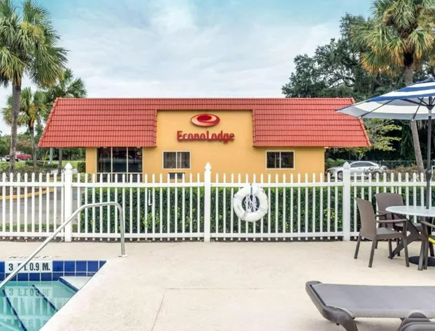 Econo Lodge Live Oak hotel detail image 3