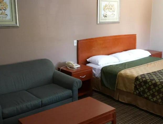 Regency Inn And Suites hotel detail image 1