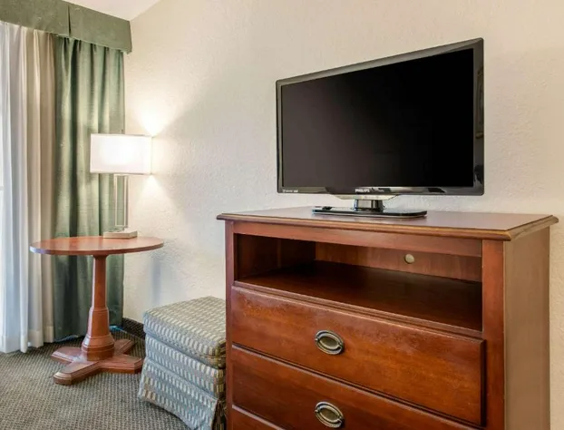 Quality Inn & Suites Tarpon Springs South hotel detail image 2