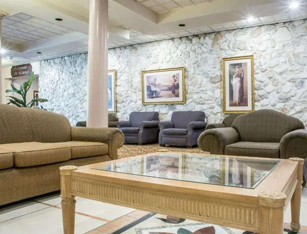 Quality Inn & Suites Palm Island Indoor Waterpark hotel detail image 4