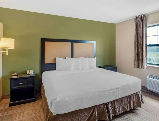 Extended Stay America Select Suites Chicago Rolling Meadows hotel detail image 3