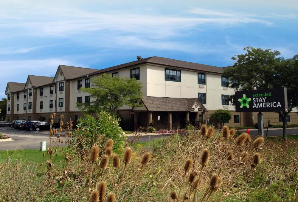 Extended Stay America Select Suites Chicago Rolling Meadows hotel hero