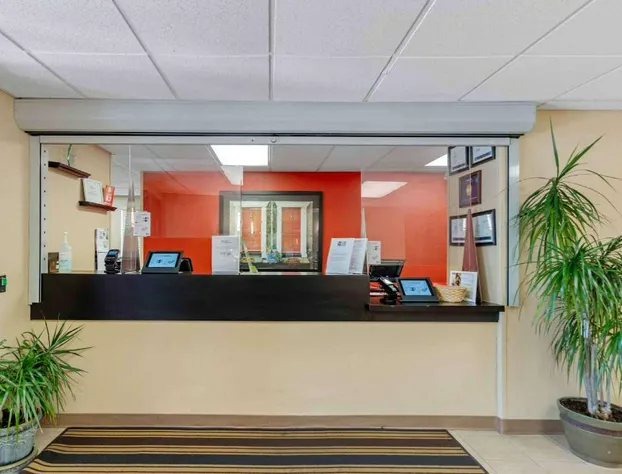 Extended Stay America Select Suites Chicago Rolling Meadows hotel detail image 4