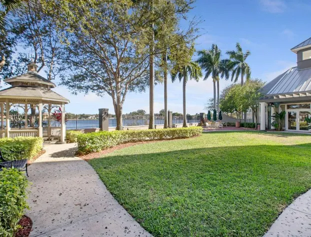 La Quinta Inn & Suites by Wyndham Ft. Lauderdale Airport hotel detail image 3