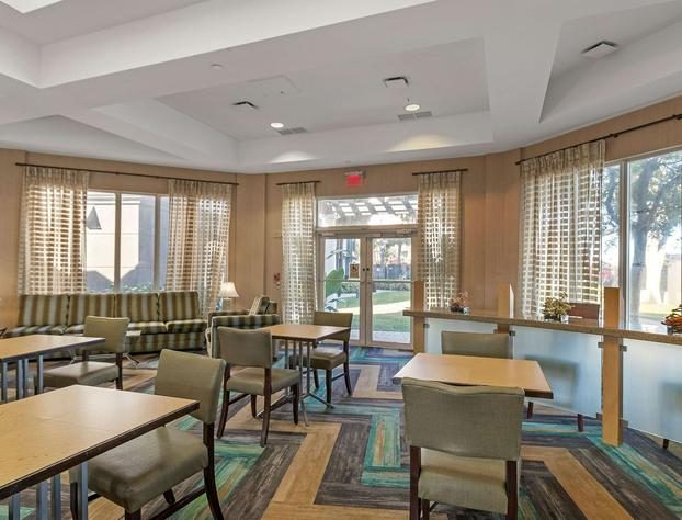 La Quinta Inn & Suites by Wyndham Ft. Lauderdale Airport hotel detail image 3