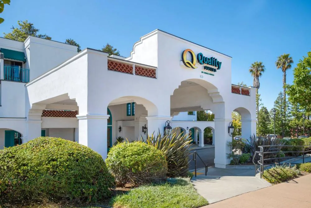 Quality Suites Downtown San Luis Obispo hotel hero