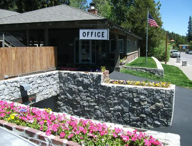 Pepper Tree Inn hotel detail image 2