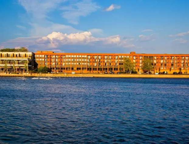 Best Western Plus Oswego Hotel and Conference Center hotel detail image 1