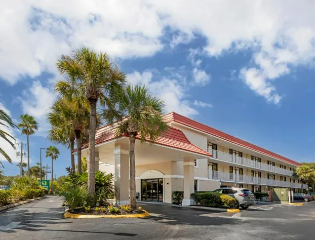 Quality Inn & Suites St Augustine Beach Area hotel detail image 3