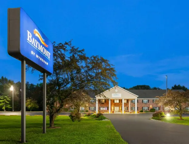 Baymont by Wyndham Chester IL hotel detail image 1
