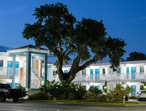 Southern Oaks Inn hotel detail image 2