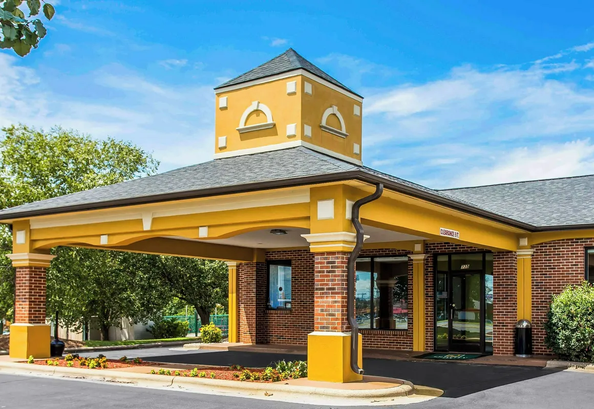 Quality Inn Albemarle hotel hero