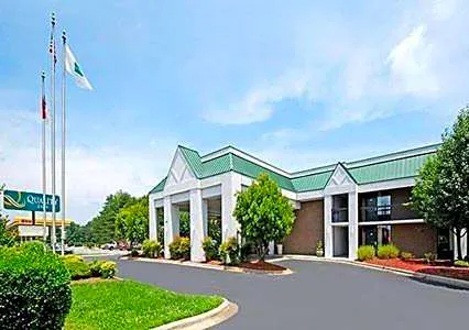 Days Inn by Wyndham Mocksville hotel hero