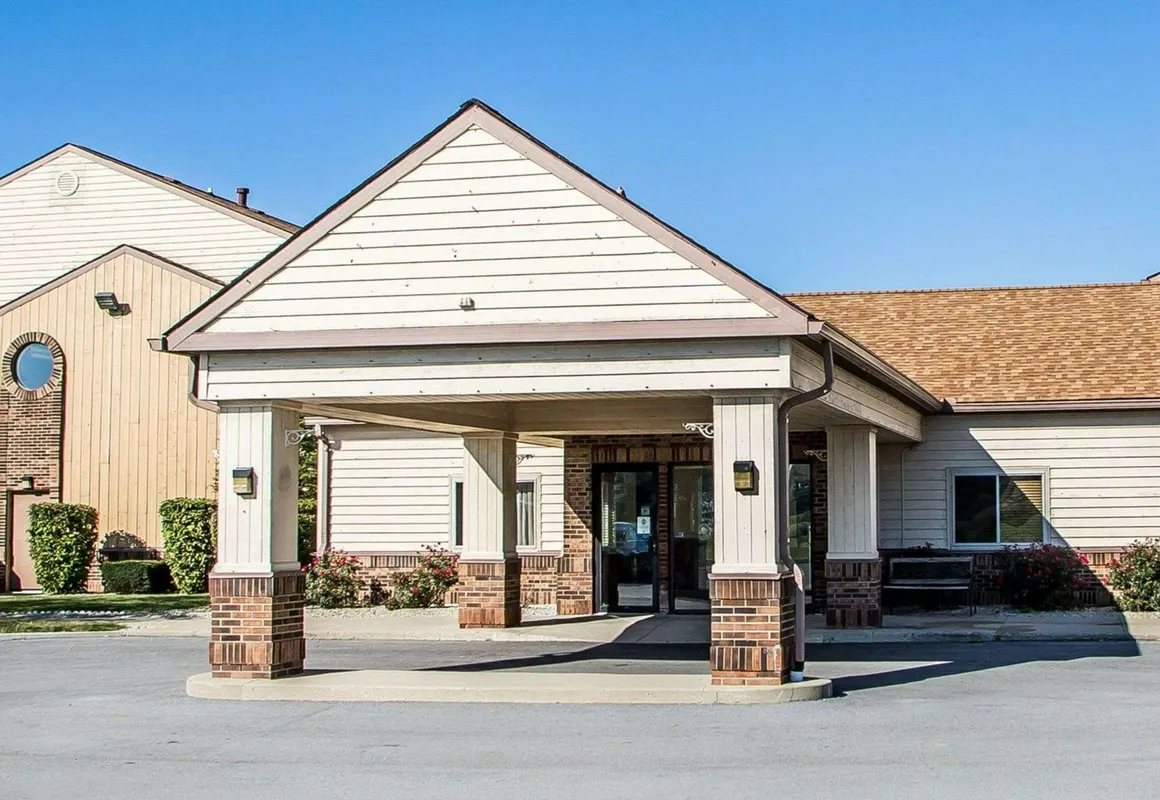 Quality Inn hotel hero