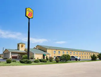 Super 8 by Wyndham Gainesville TX hotel hero