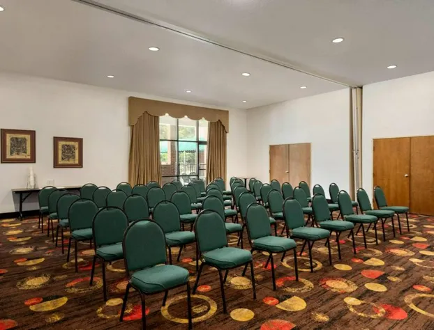 Days Inn by Wyndham Lexington hotel detail image 4