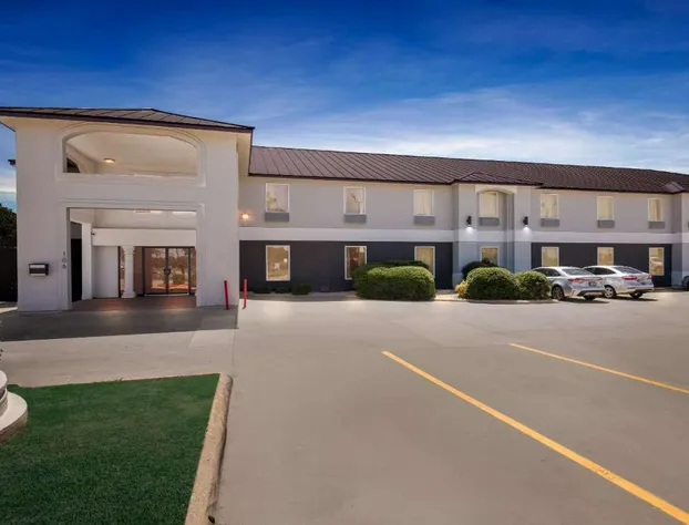 Quality Inn Bastrop hotel detail image 3