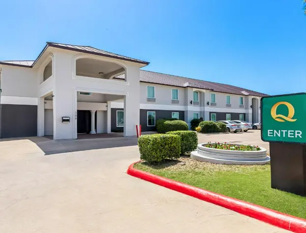 Quality Inn Bastrop hotel detail image 1