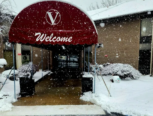 The View Inn & Suites hotel detail image 1