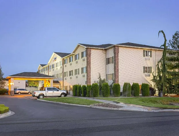 Comfort Suites Yakima hotel detail image 2