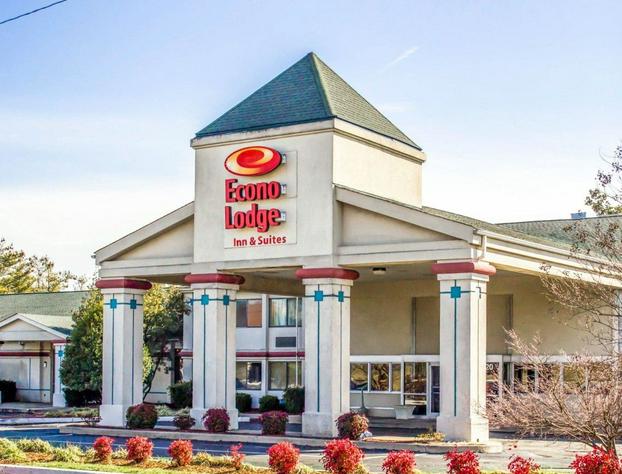 Econo Lodge and Suites hotel detail image 1