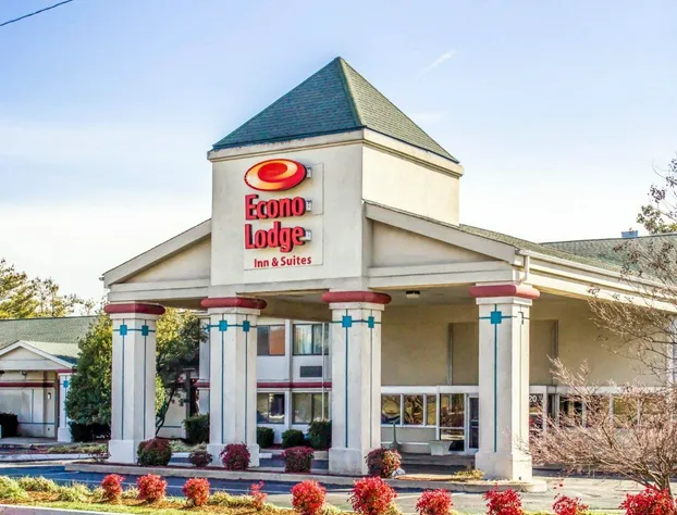 Econo Lodge & Suites hotel detail image 1