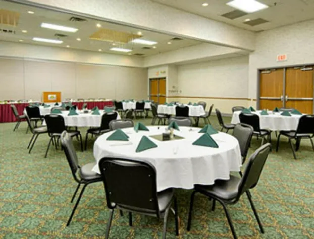 Days Inn by Wyndham Kirksville hotel detail image 2