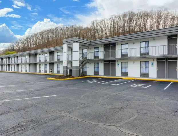 Quality Inn Bristol Pinnacle Area hotel detail image 1