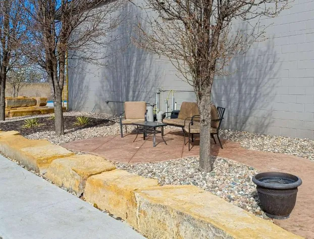 Econo Lodge Oak Grove-Blue Springs hotel detail image 2