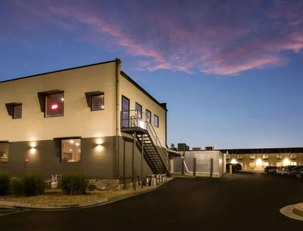 Rodeway Inn Fort Morgan hotel detail image 1