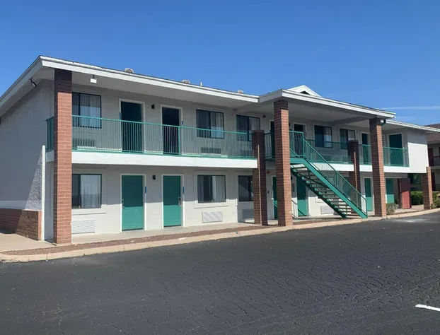 Greentree Inn Holbrook hotel detail image 2