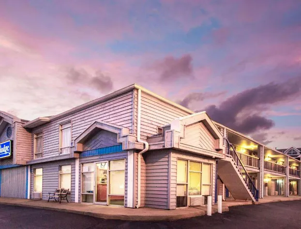 Travelodge by Wyndham Virginia Beach Bay Beach hotel detail image 1