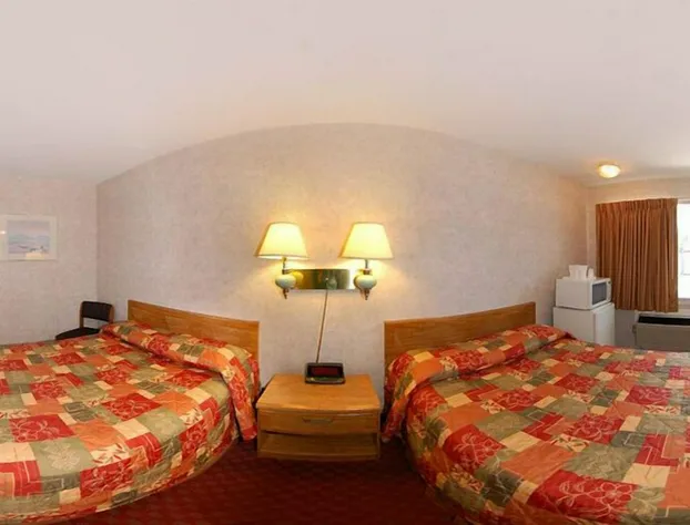 Econo Lodge East Staunton hotel detail image 2