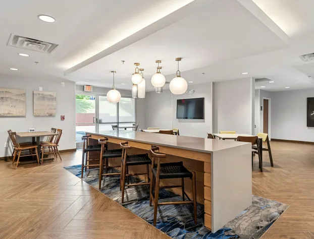 Fairfield Inn & Suites by Marriott Hickory hotel detail image 2